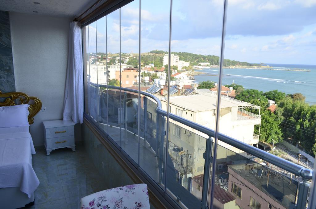 Alev Palace Otel Arsuz Rom bilde